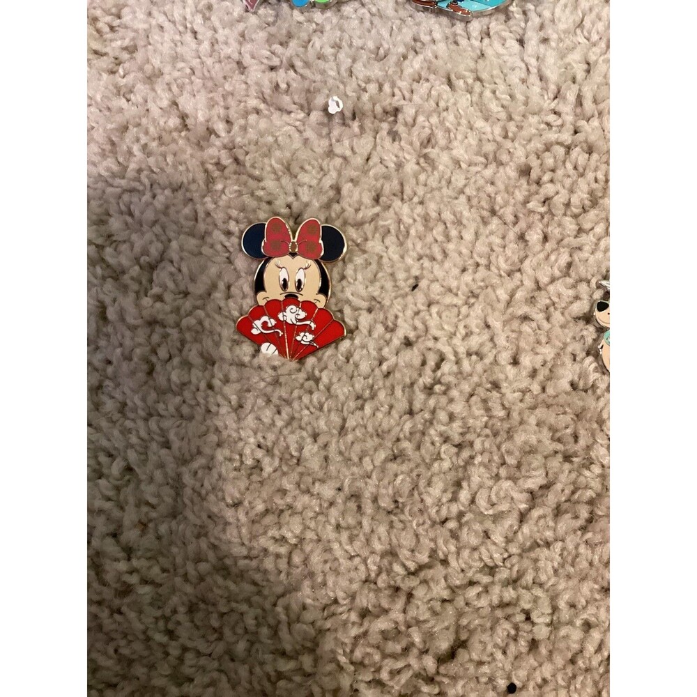 2024 Disney Parks Character Folding Fans Mystery Box Pin Trading Minnie Mouse